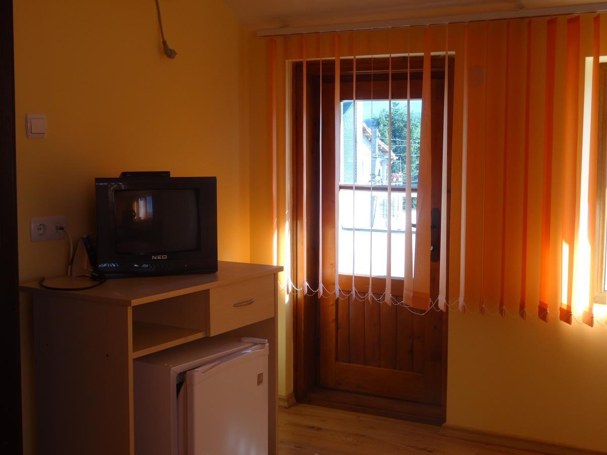 פאבל באניה Family Hotel Rose מראה חיצוני תמונה