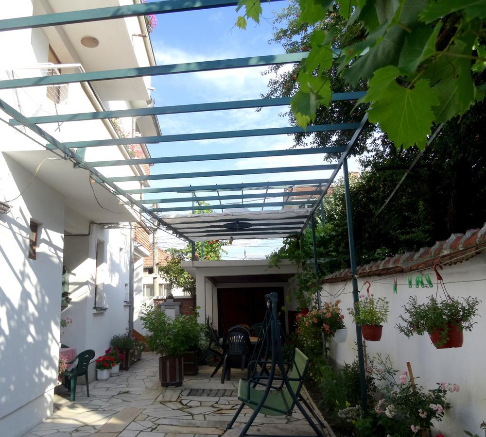 פאבל באניה Family Hotel Rose מראה חיצוני תמונה
